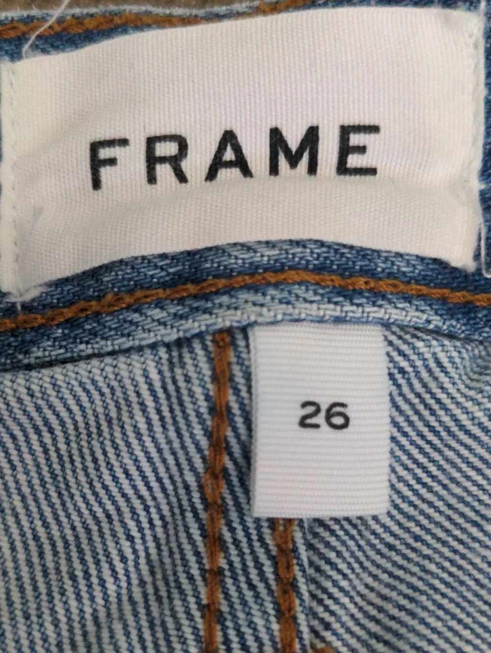 FRAME Light Blue Denim Jeans - Size 26, Style LBR385 Clash. High Rise, New,